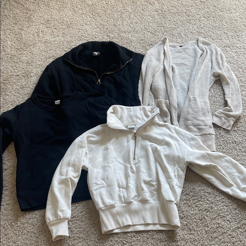 Lot of XS/S black/white pullovers + waffle cardigan